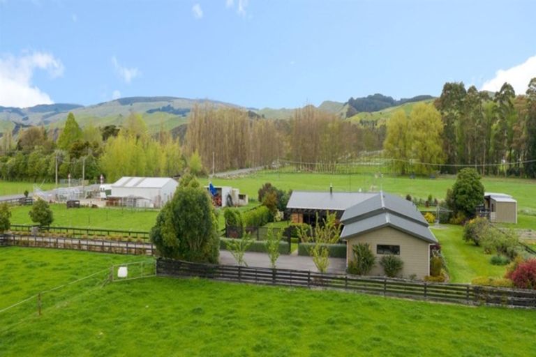 Photo of property in 1107 Saddle Road, Ashhurst, 4810