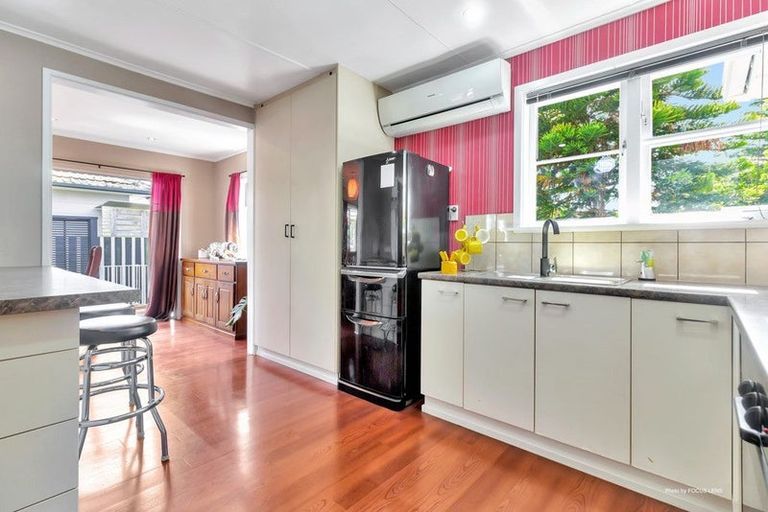 Photo of property in 1/7 Manuia Road, Takanini, 2112