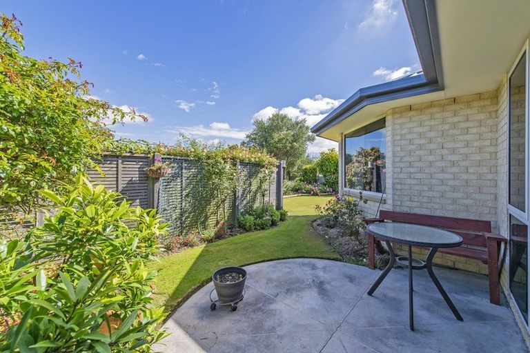 Photo of property in 4 Devon Crescent, Darfield, 7510