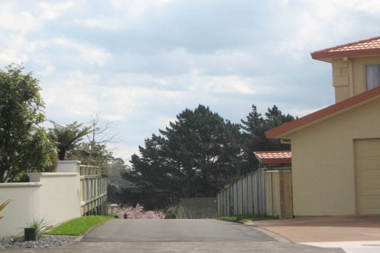 Photo of property in 10a Shelter Grove, Frankleigh Park, New Plymouth, 4310