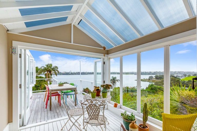 Photo of property in 22 Stanley Point Road, Stanley Point, Auckland, 0624
