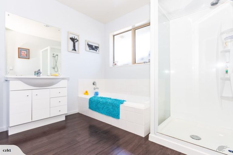 Photo of property in 5 Curnow Way, Rolleston, 7614