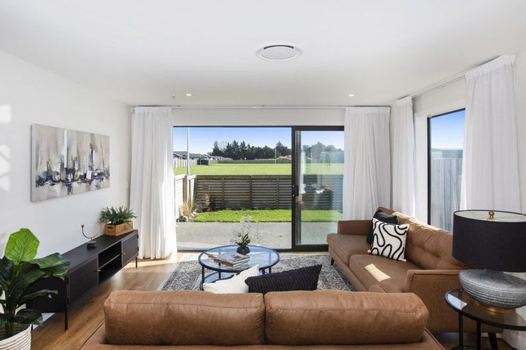 Photo of property in 46 Blakes Road, Belfast, Christchurch, 8051