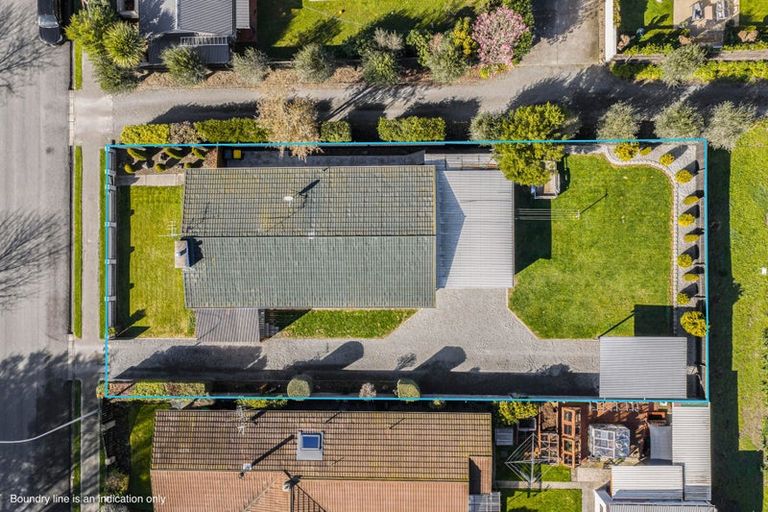 Photo of property in 207 West Belt, Rangiora, 7400