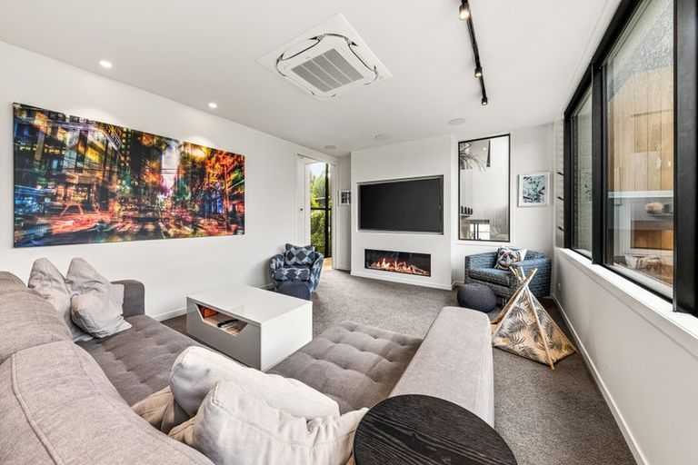 Photo of property in 131a Beach Road, Castor Bay, Auckland, 0620