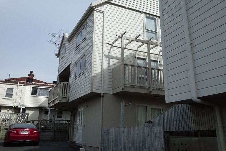 Photo of property in 5/111 Hanson Street, Newtown, Wellington, 6021