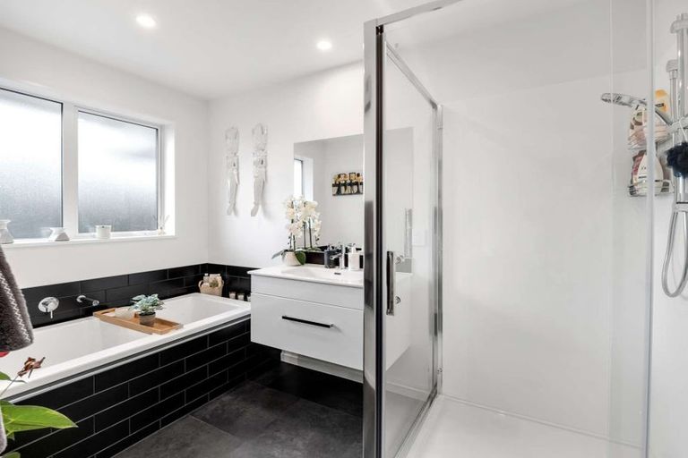 Photo of property in 1 Jean Batten Lane, Rolleston, 7615