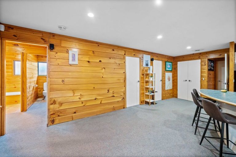Photo of property in 1 Coolen Place, Tuakau, 2121