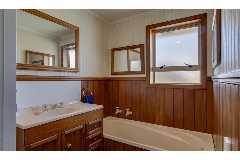 Photo of property in 2 Kitchener Square, Highfield, Timaru, 7910