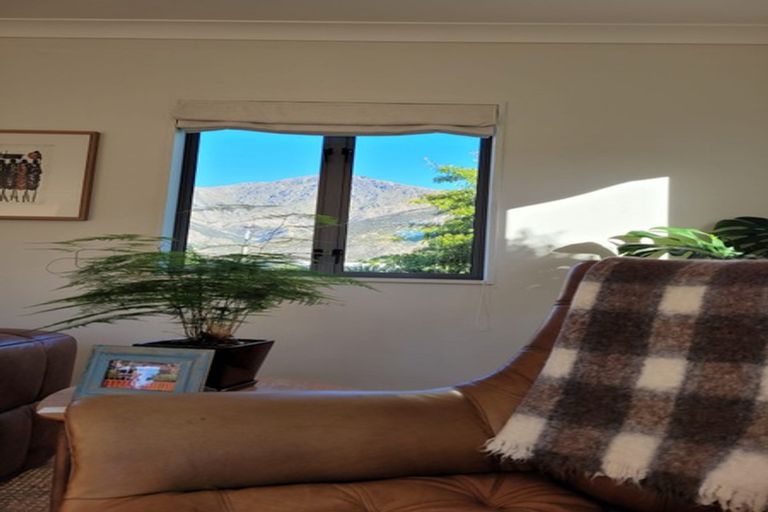 Photo of property in 56 Erskine Street, Lake Hayes, Queenstown, 9304
