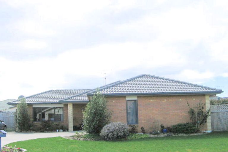 Photo of property in 11 Primrose Place, Papamoa Beach, Papamoa, 3118