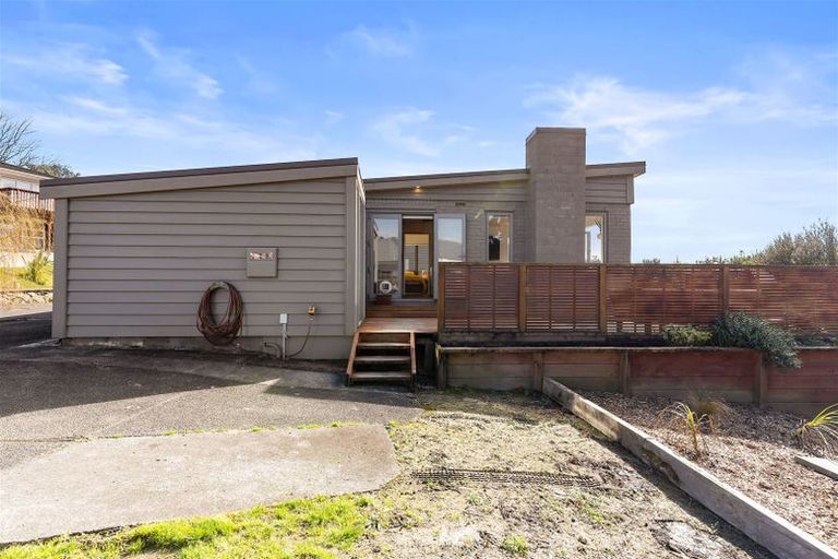 Photo of property in 1/730 Beach Road, Browns Bay, Auckland, 0630