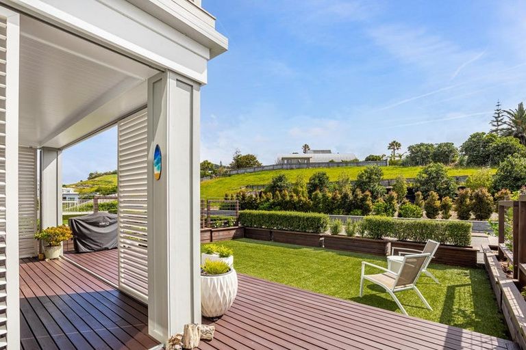 Photo of property in 162 Landmark Terrace, Orewa, 0931