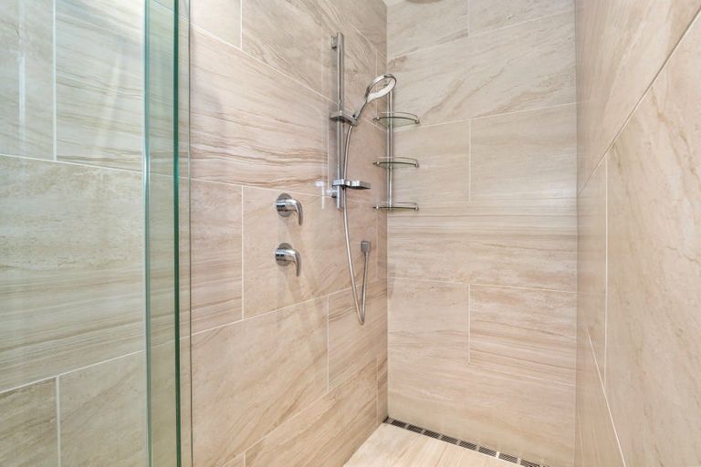 Photo of property in 157 Marine Parade, Mount Maunganui, 3116