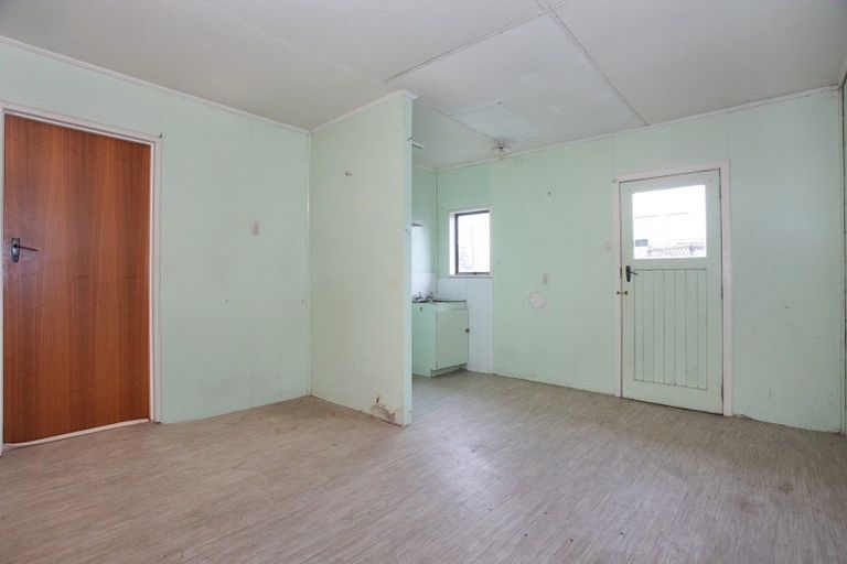 Photo of property in 1/10 Oxford Street, Marton, 4710