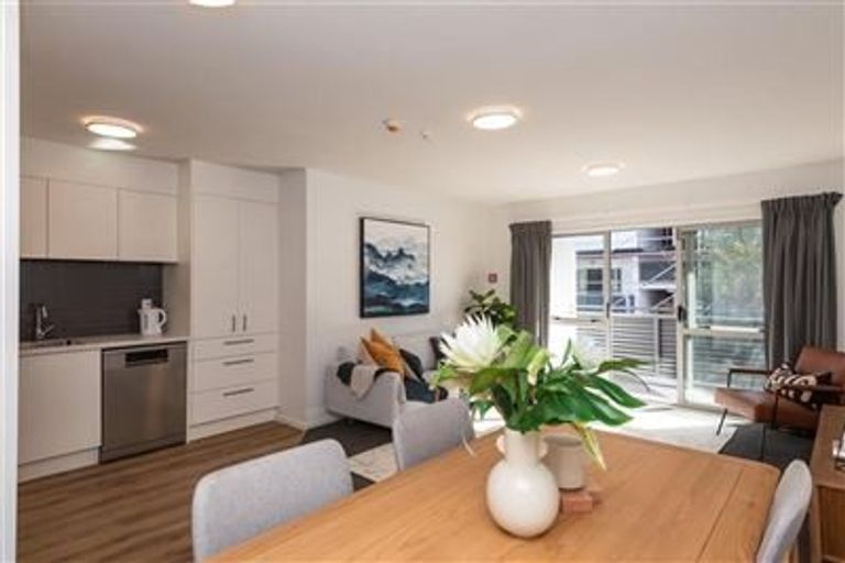 Photo of property in Amuri Park Apartments, 35/280 Bealey Avenue, Christchurch Central, Christchurch, 8013