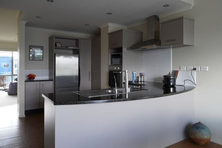 Photo of property in 4-u26 Seaview Road, Paraparaumu Beach, Paraparaumu, 5032