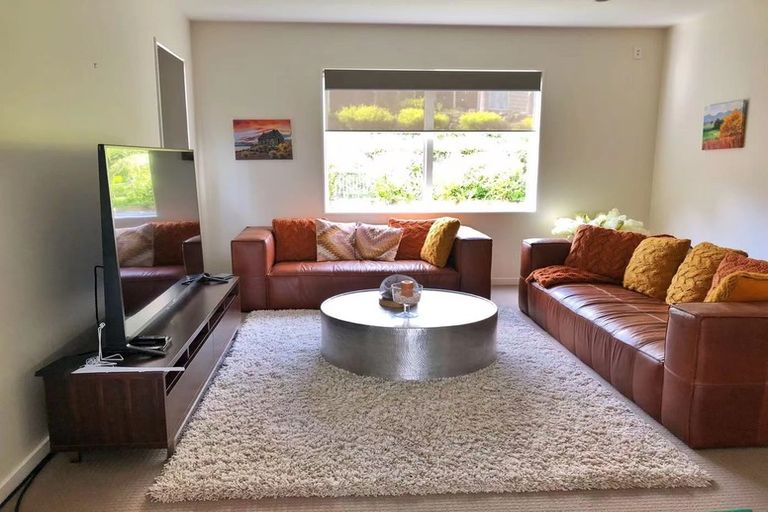 Photo of property in 113 Laurel Oak Drive, Schnapper Rock, Auckland, 0632