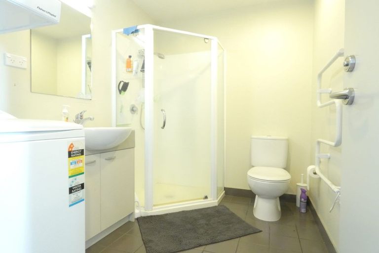 Photo of property in 1507/17 Osterley Way, Manukau, Auckland, 2104