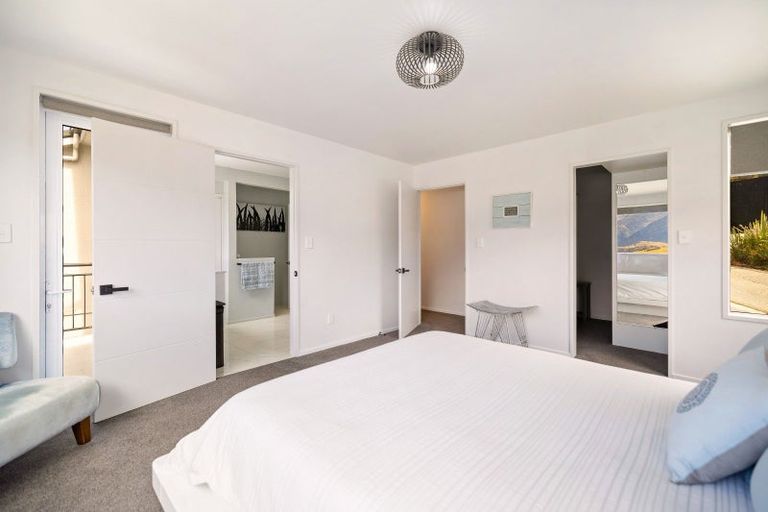 Photo of property in 108 Panorama Terrace, Queenstown, 9300