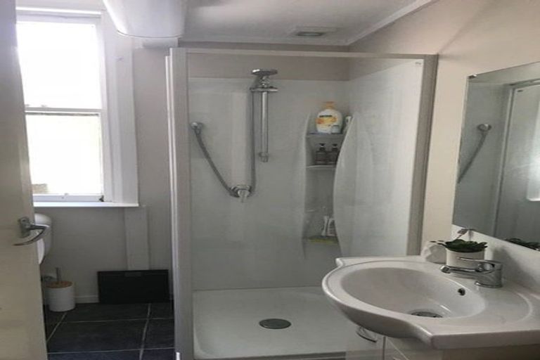 Photo of property in 55 Scarborough Terrace, Mount Victoria, Wellington, 6011