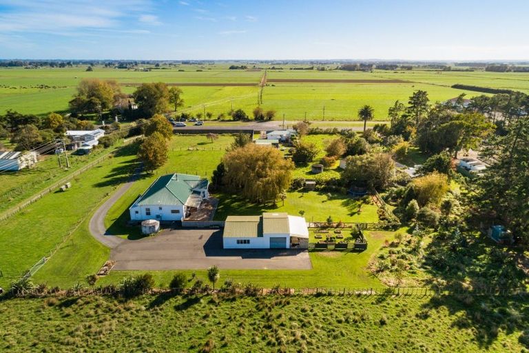 Photo of property in 2114 State Highway 56, Longburn, Palmerston North, 4477