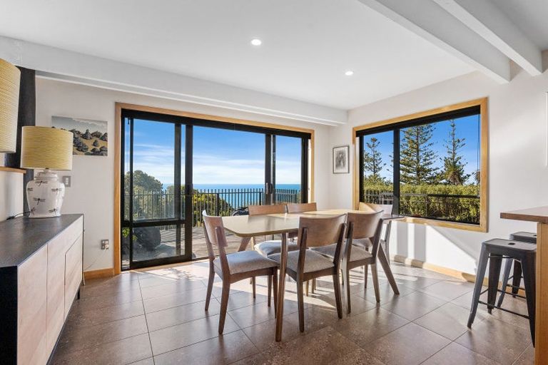 Photo of property in 10 Tuawera Terrace, Clifton, Christchurch, 8081
