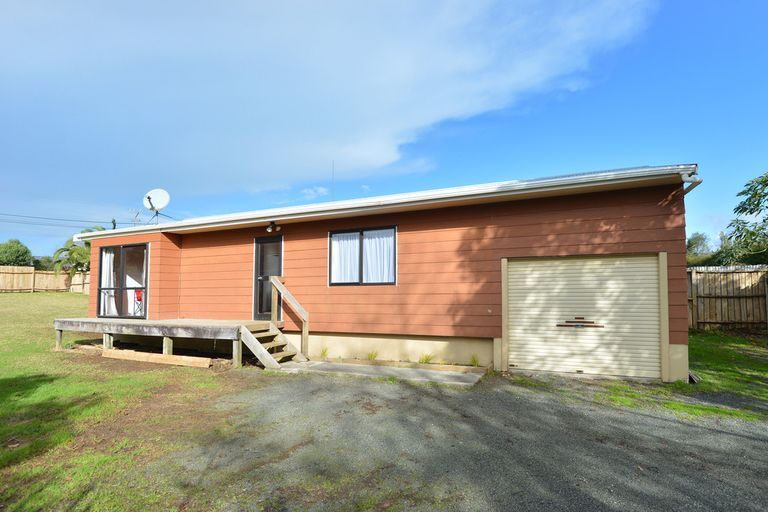 Photo of property in 17 Great North Road, Te Kamo, Whangarei, 0112