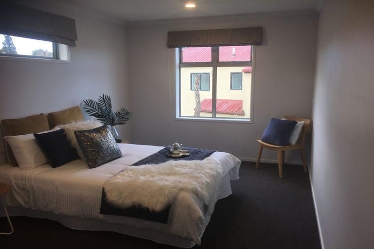 Photo of property in 3/1 Hibiscus Avenue, Hamilton Lake, Hamilton, 3204