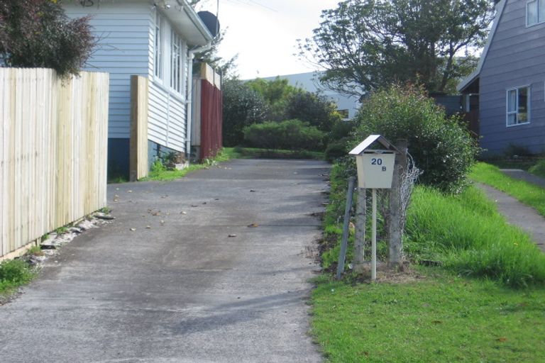 Photo of property in 20 Tahi Terrace, Glen Eden, Auckland, 0602