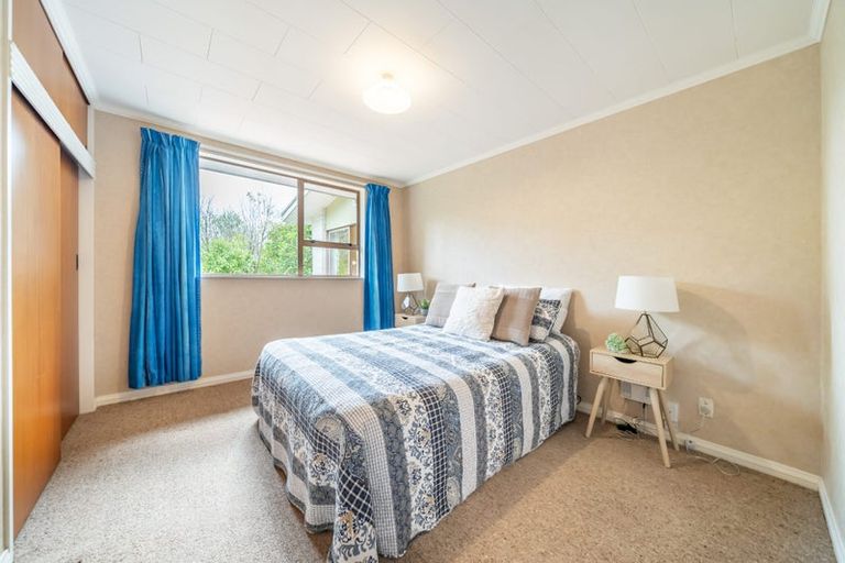 Photo of property in 14a Forest Road, Pinehaven, Upper Hutt, 5019