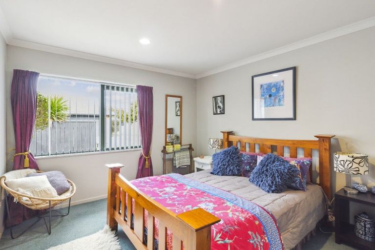 Photo of property in 17 Manhattan Court, Paraparaumu Beach, Paraparaumu, 5032