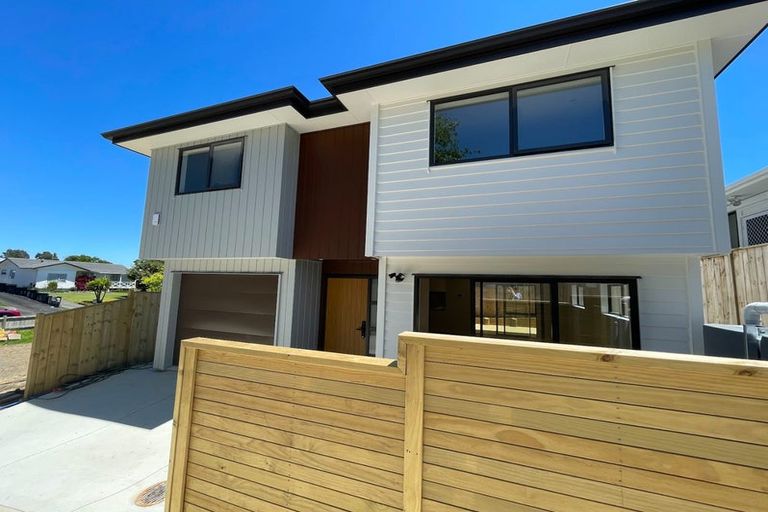 Photo of property in 6b Cairngorm Place, Highland Park, Auckland, 2010
