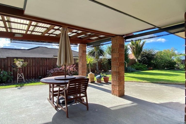 Photo of property in 2 Wouldbank Way, Welcome Bay, Tauranga, 3112