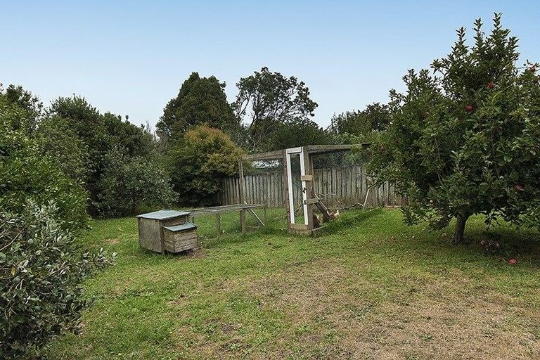 Photo of property in 11 Rata Street, Waiuku, 2123