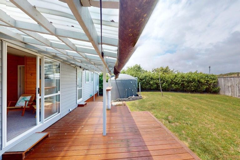 Photo of property in 11 Ramona Avenue, Waitarere Beach, Levin, 5510