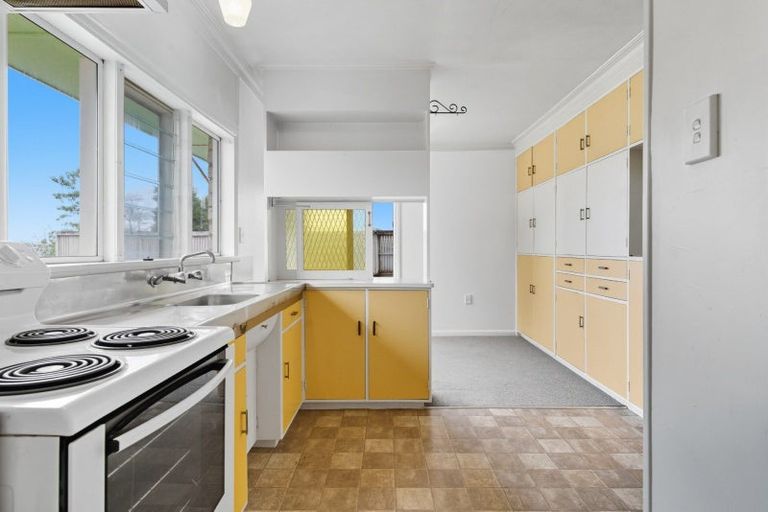 Photo of property in 14 Slade Street, Greerton, Tauranga, 3112