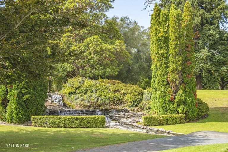 Photo of property in 2b Camellia Place, Greerton, Tauranga, 3112