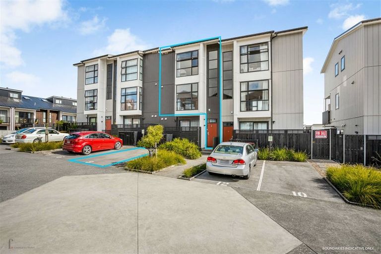 Photo of property in 8 Raranga Lane, Hobsonville, Auckland, 0616