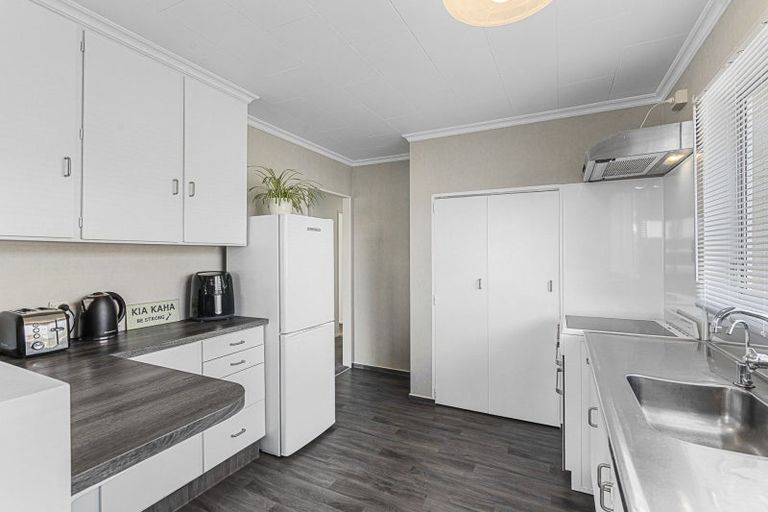 Photo of property in 5 Norman Street, Lower Vogeltown, New Plymouth, 4310