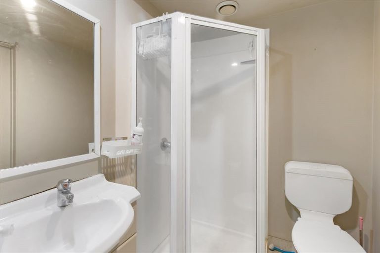 Photo of property in 1l/10 Crown Lynn Place, New Lynn, Auckland, 0600