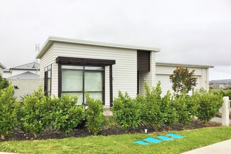 Photo of property in 69 Costa Viva Crescent, Karaka, Papakura, 2113