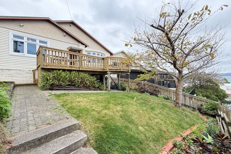 Photo of property in 12 Tirangi Road, Rongotai, Wellington, 6022