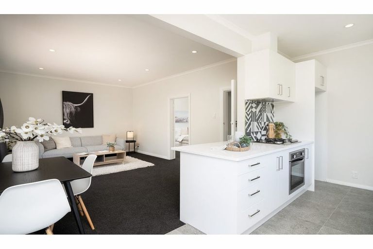 Photo of property in 22 Wilsons Road, Saint Martins, Christchurch, 8022