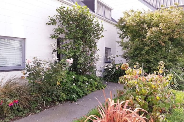 Photo of property in Cornwall Gardens, 14/27 Cornwall Street, St Albans, Christchurch, 8014