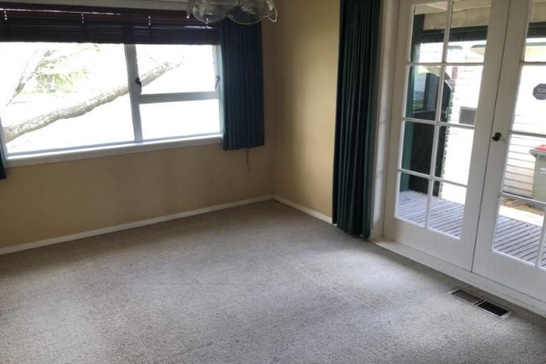 Photo of property in 1 Miles Crescent, Wainuiomata, Lower Hutt, 5014