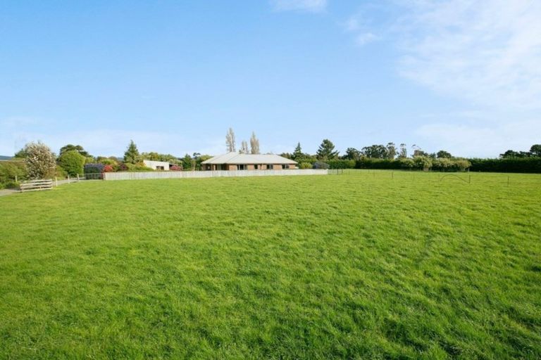 Photo of property in 268 Hughes Line, West Taratahi, Masterton, 5887