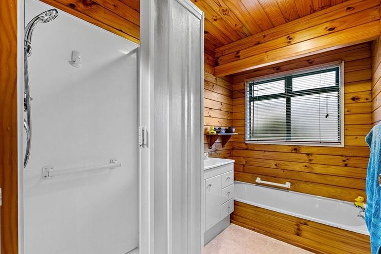 Photo of property in 2/161b Colwill Road, Massey, Auckland, 0614