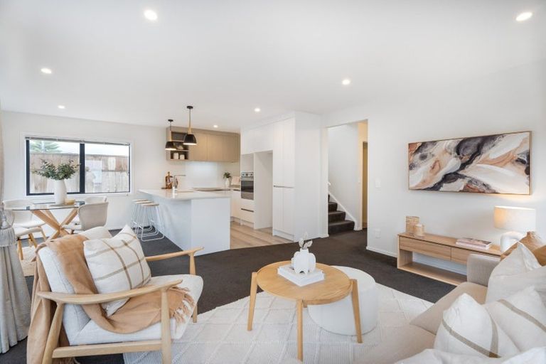 Photo of property in 10 Okoutu Lane, Moera, Lower Hutt, 5010