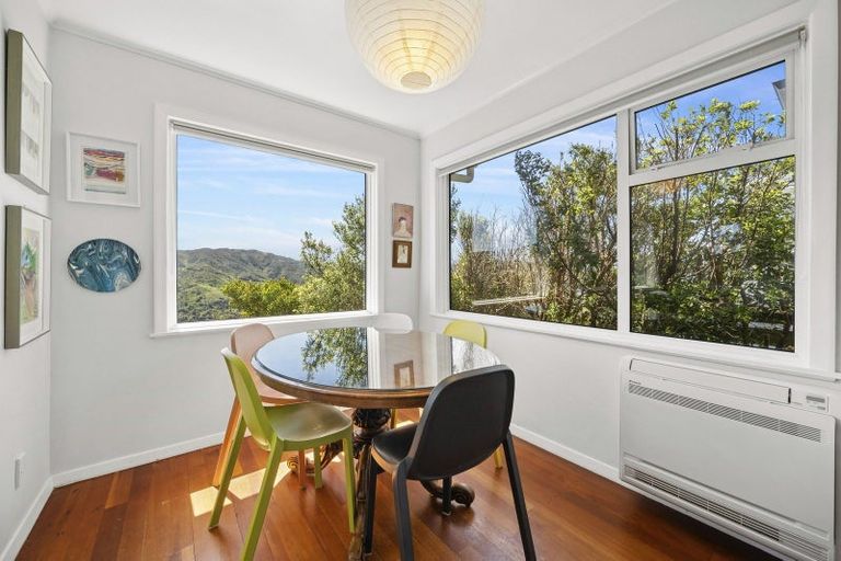 Photo of property in 20 Huntingdon Street, Northland, Wellington, 6012